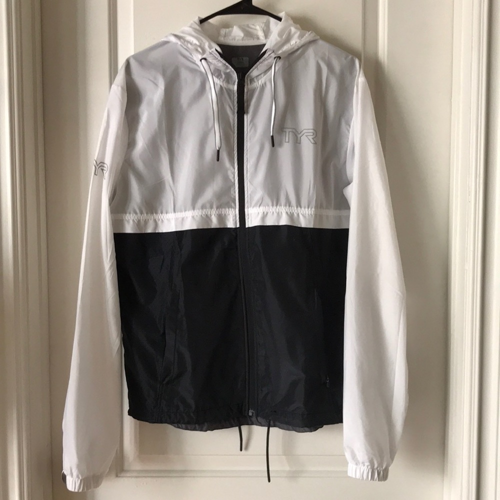 TYR Lightweight Windbreaker S